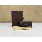 LOUIS VUITTON M60705 4 KEY HOLDER